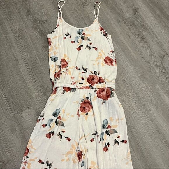 Filly Flair White & Red Floral Sleeveless Pant Jumpsuit Size Medium - Picture 6 of 10